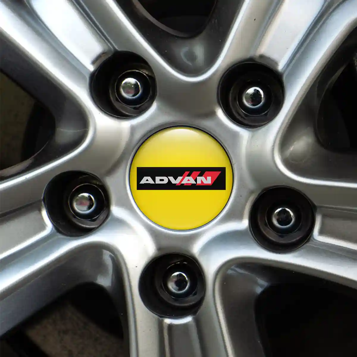 Advan Domed Emblem High Quality