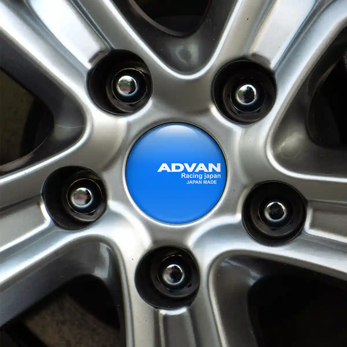 Advan Domed Sticker Premium Edition