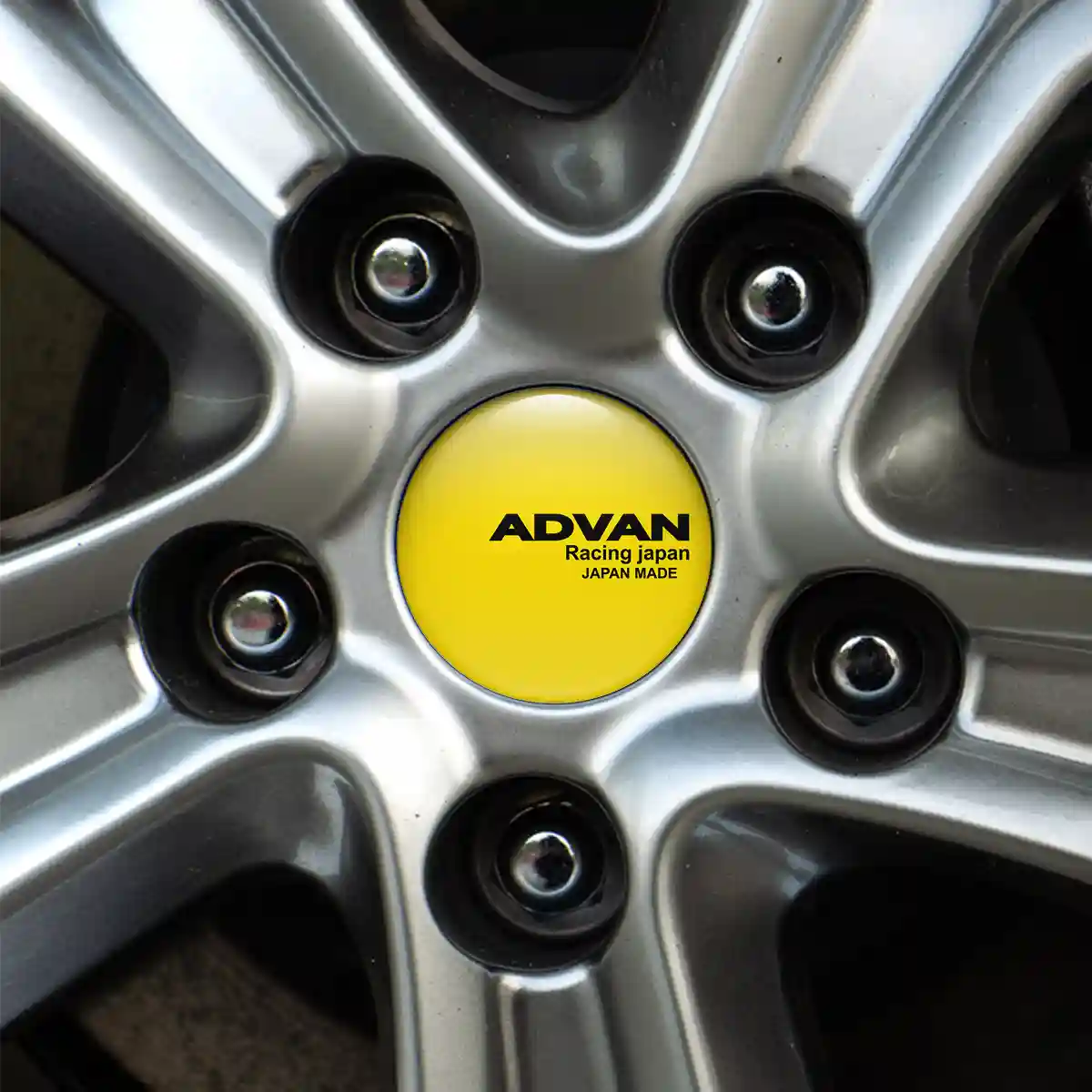 Advan Domed Sticker Self-Adhesive Premium Edition
