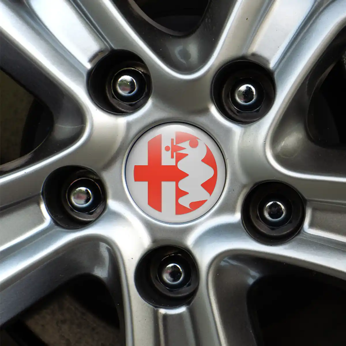 Alfa Romeo Domed Emblem Luxury Edition