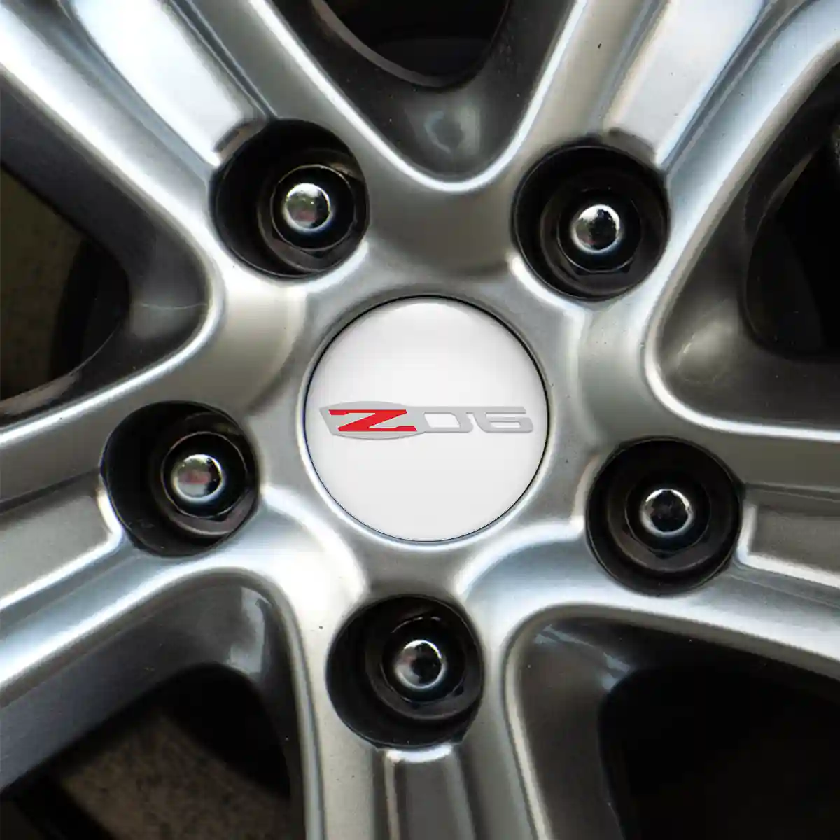 Chevrolet Z06 Emblem Wheel Center Caps Stylish Design