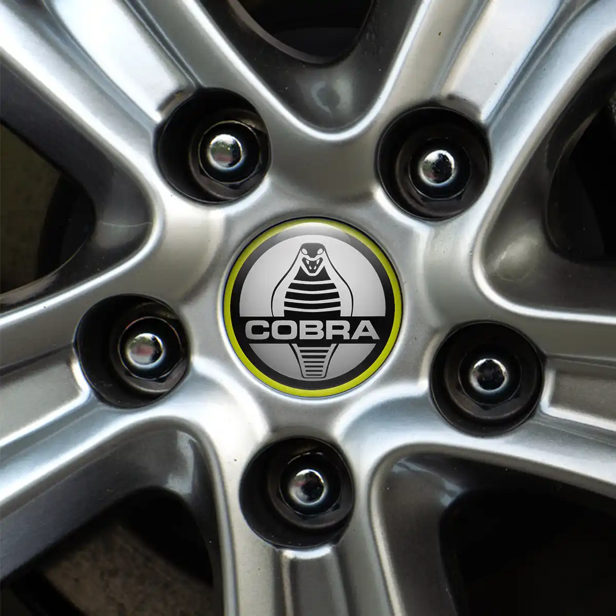 Ford Cobra Emblem Wheel Center Caps Stylish Design