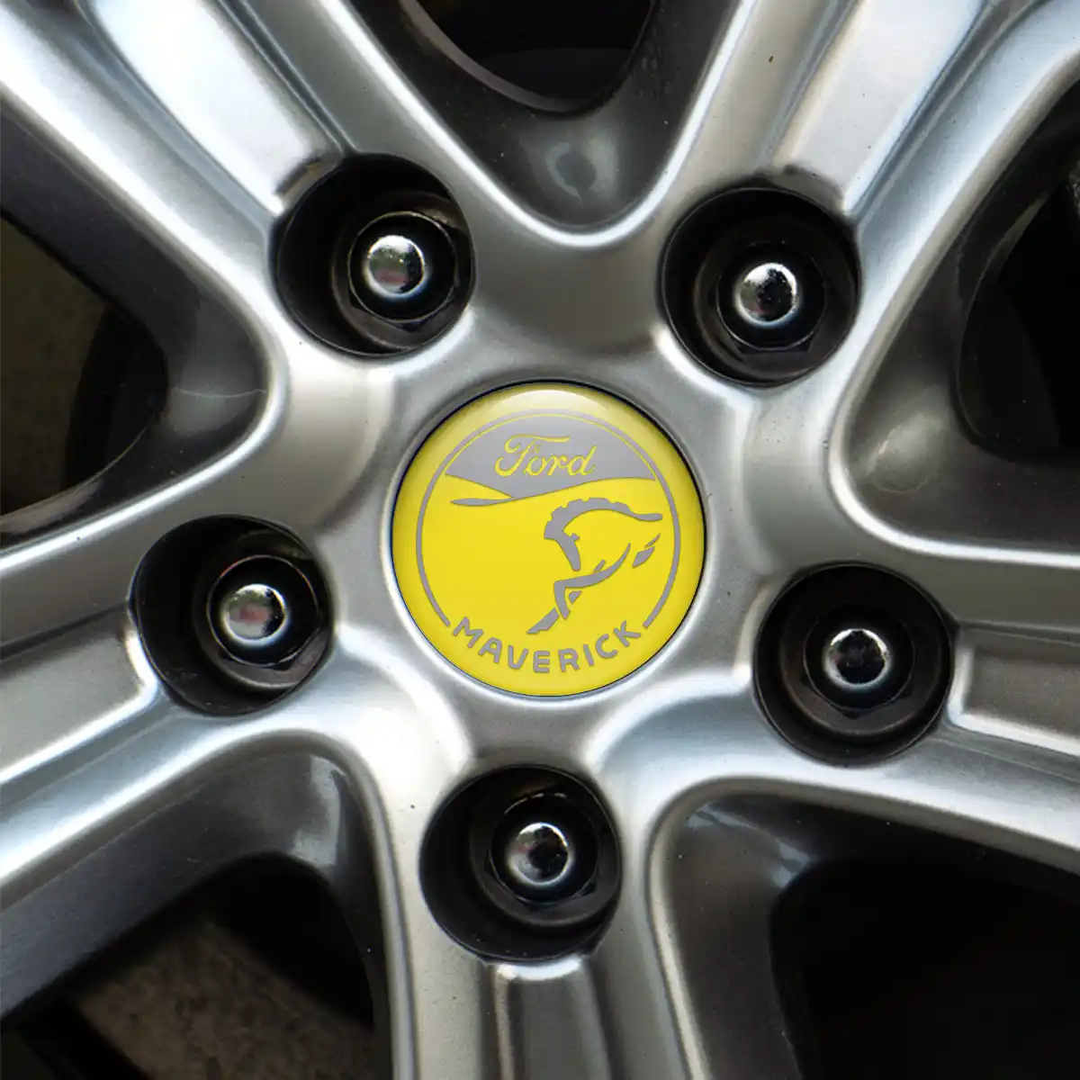 Ford Maverick Emblem Center Hup Cap Stylish Design