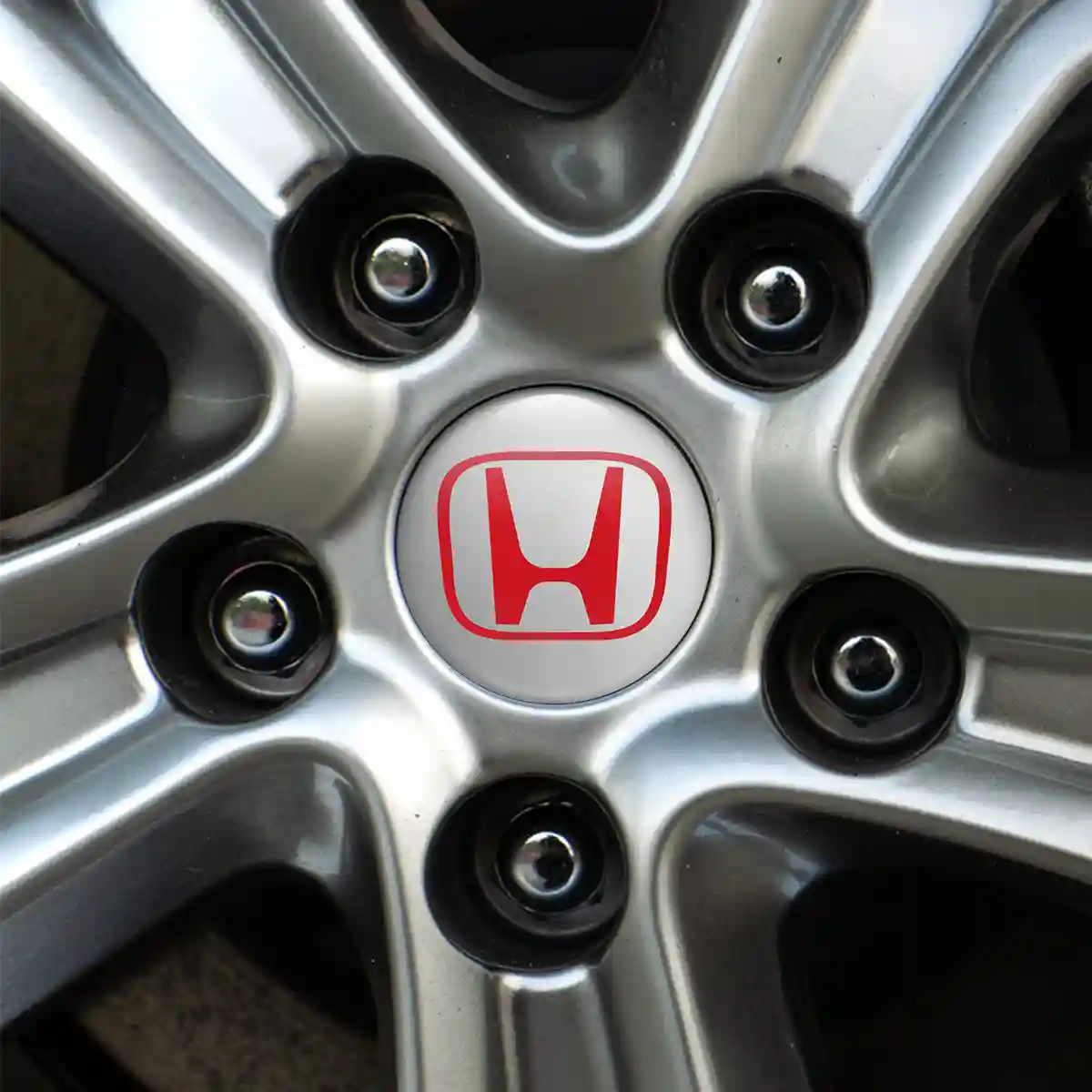 Honda Logo Silicone Emblem Self-Adhesive Stylish Design