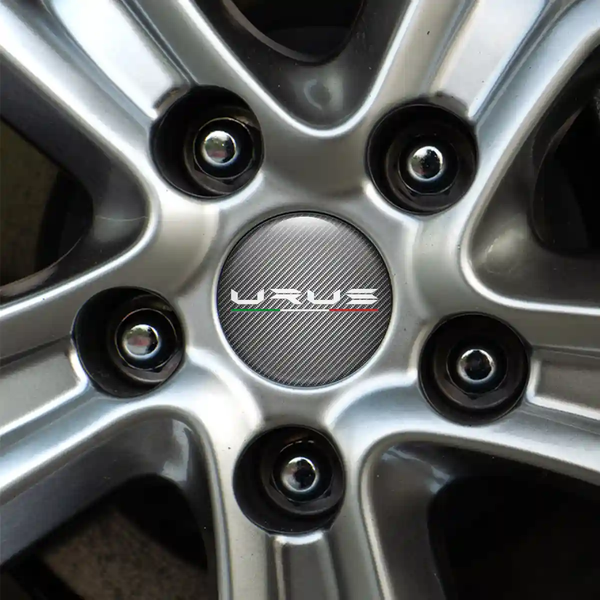 Lamborghini Urus Emblem Wheel Center Caps Stylish Design