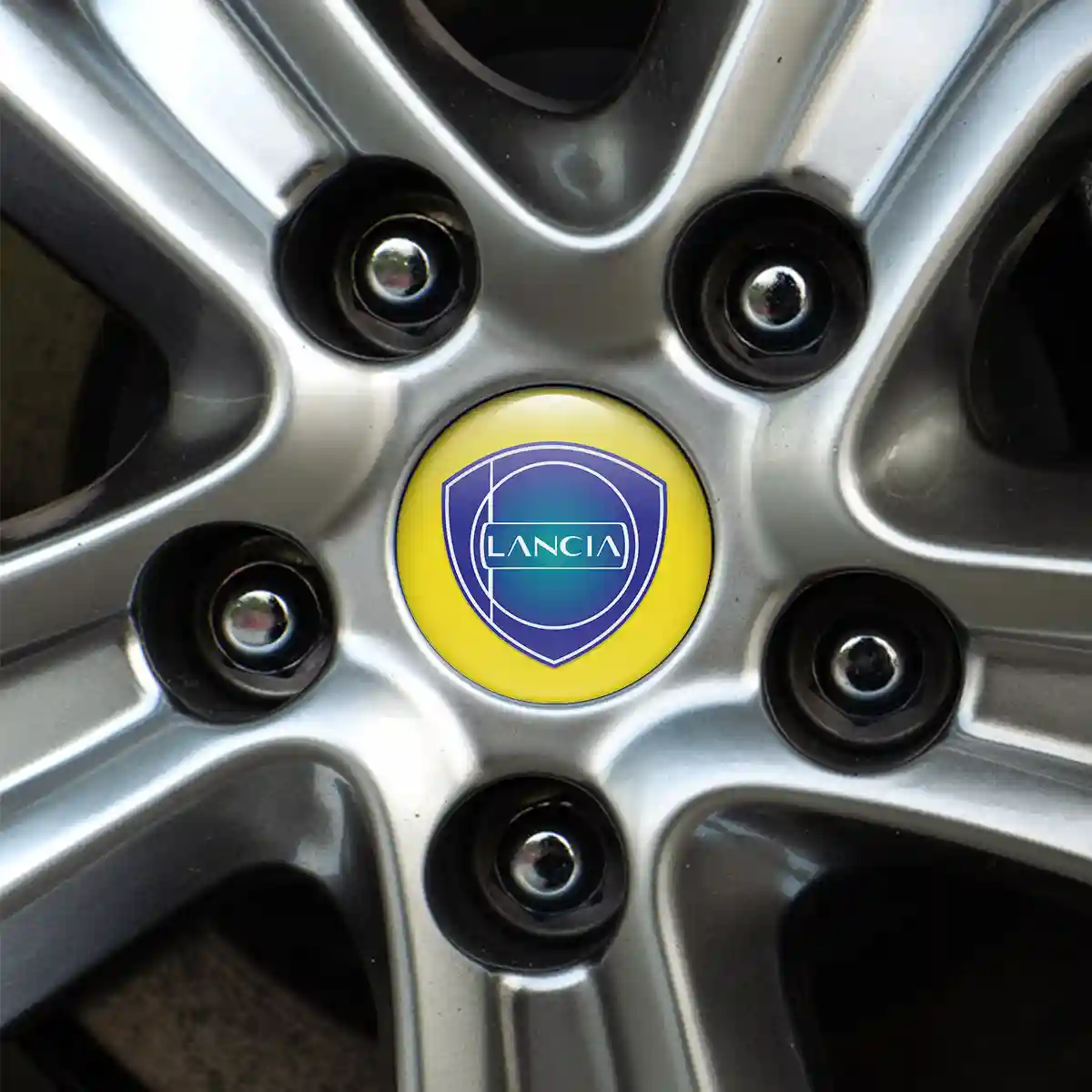 Lancia Emblem Wheel Center Caps Stylish Design