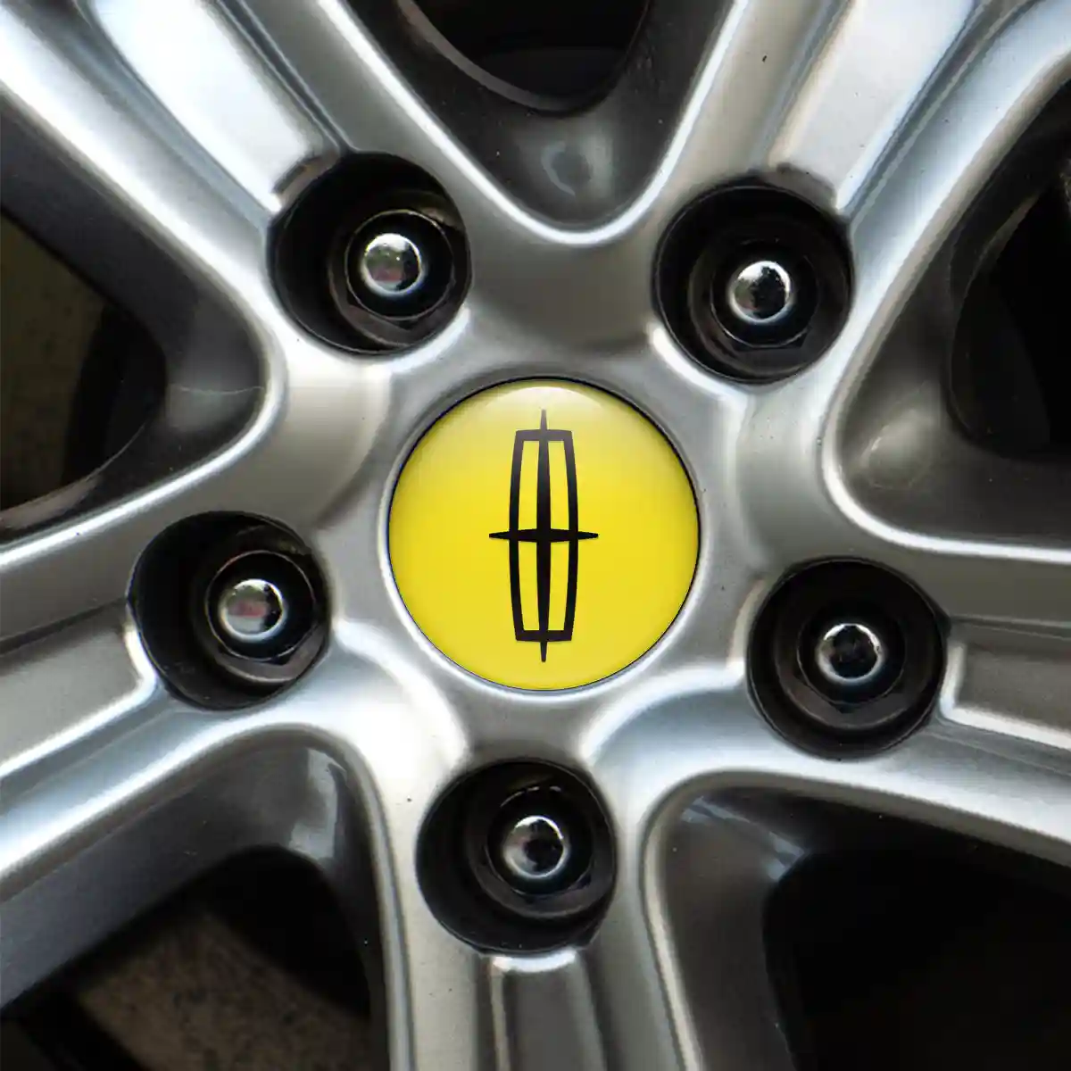 Lincoln Logo Silicone Emblem Self-Adhesive Refined Design