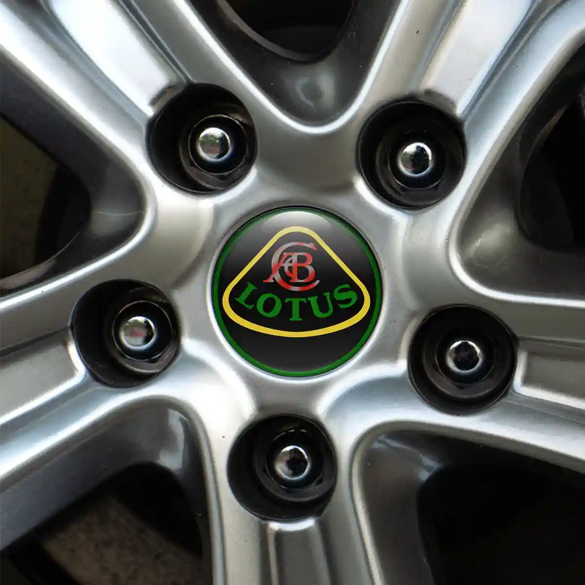 Lotus Wheel Emblem Self-Adhesive Stylish Design
