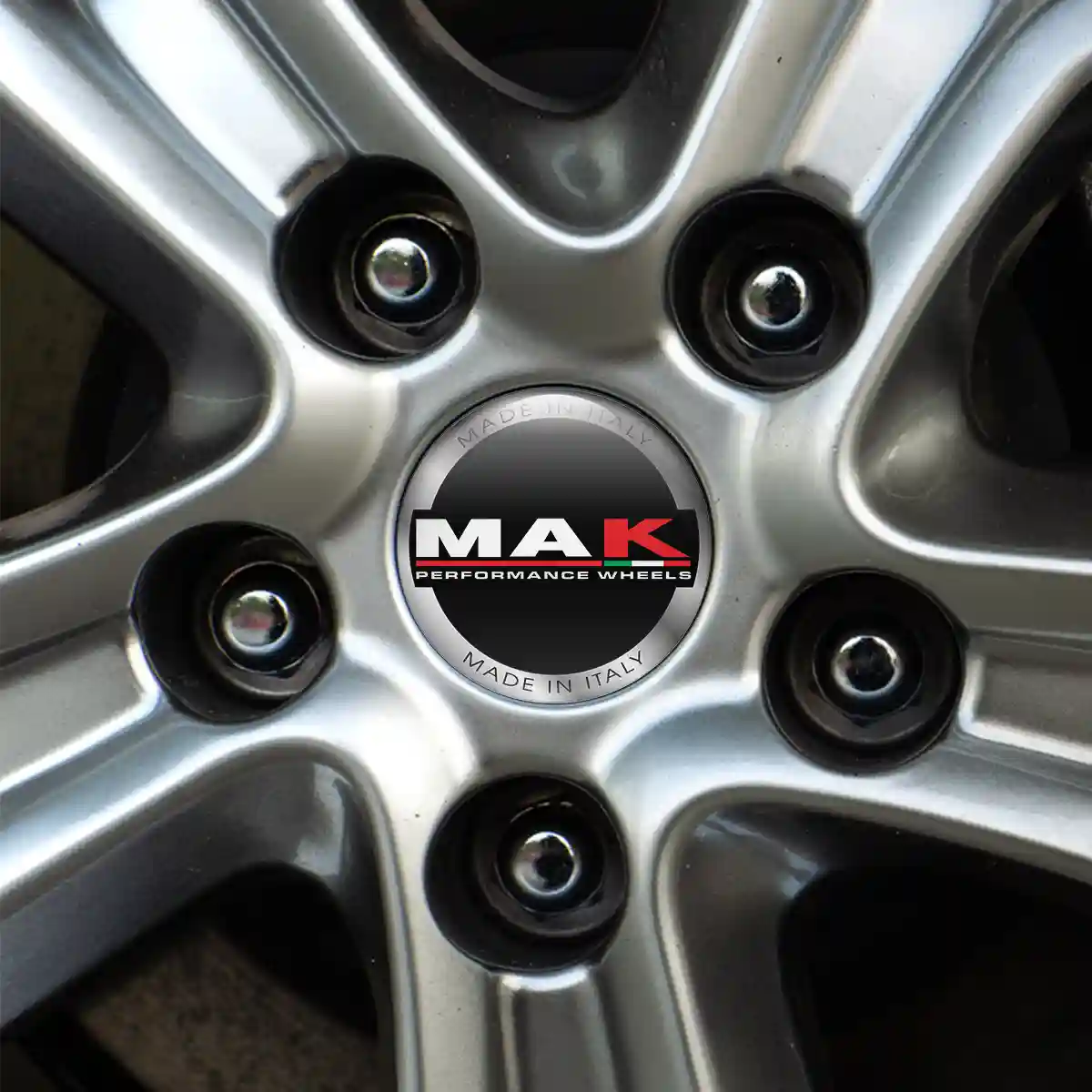 MAK Logo Emblem Sleek Style