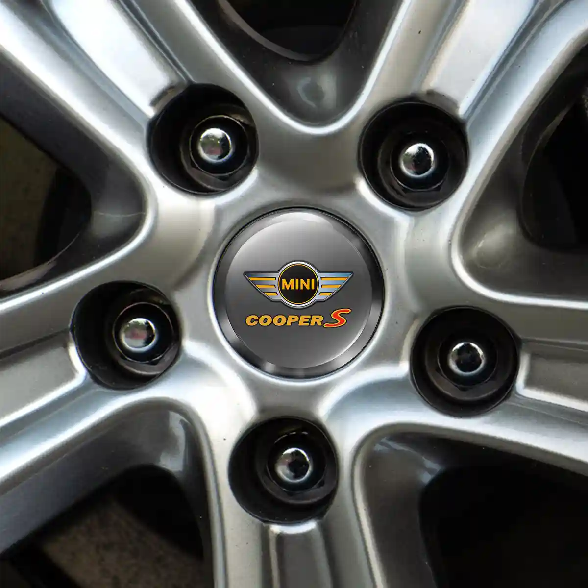 Mini Cooper S Wheel Emblem Self-Adhesive Sleek Style