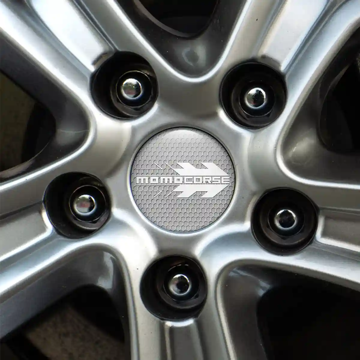 MOMO Emblem Wheel Center Caps Elite Finish