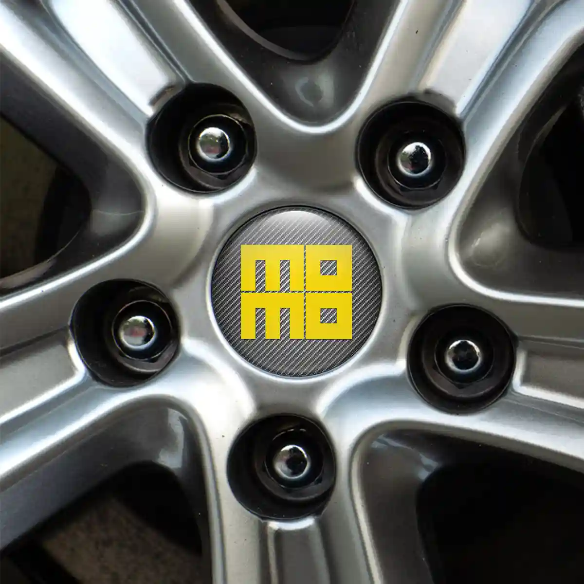 MOMO Silicone Emblem Prestige Line
