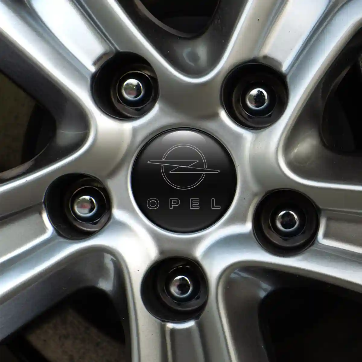 Opel Logo Emblem Stylish Design