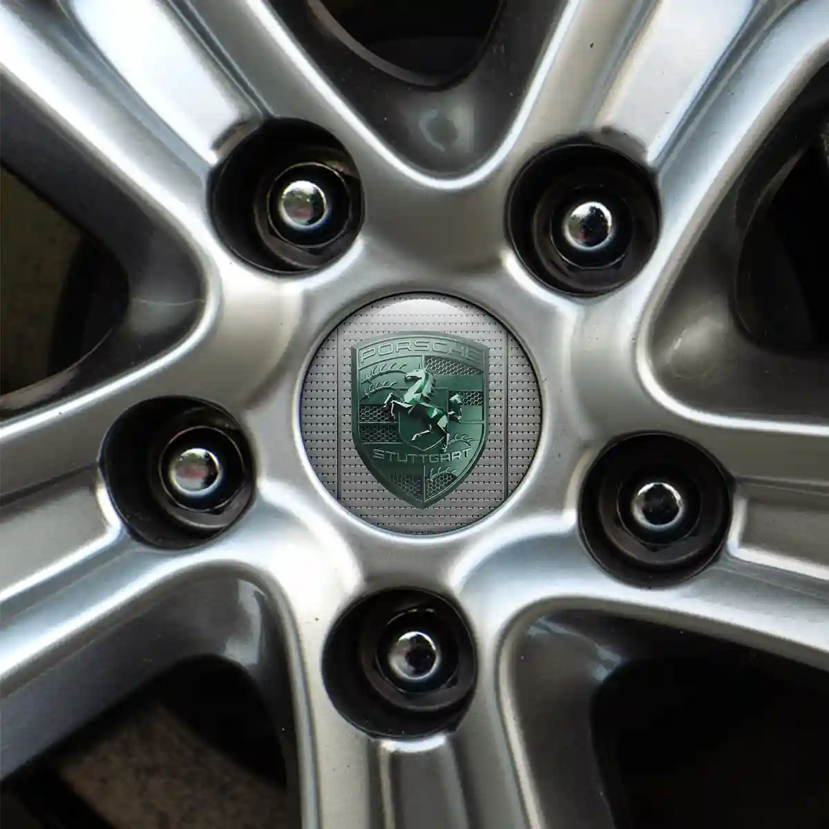 Porsche Domed Sticker Outer Style