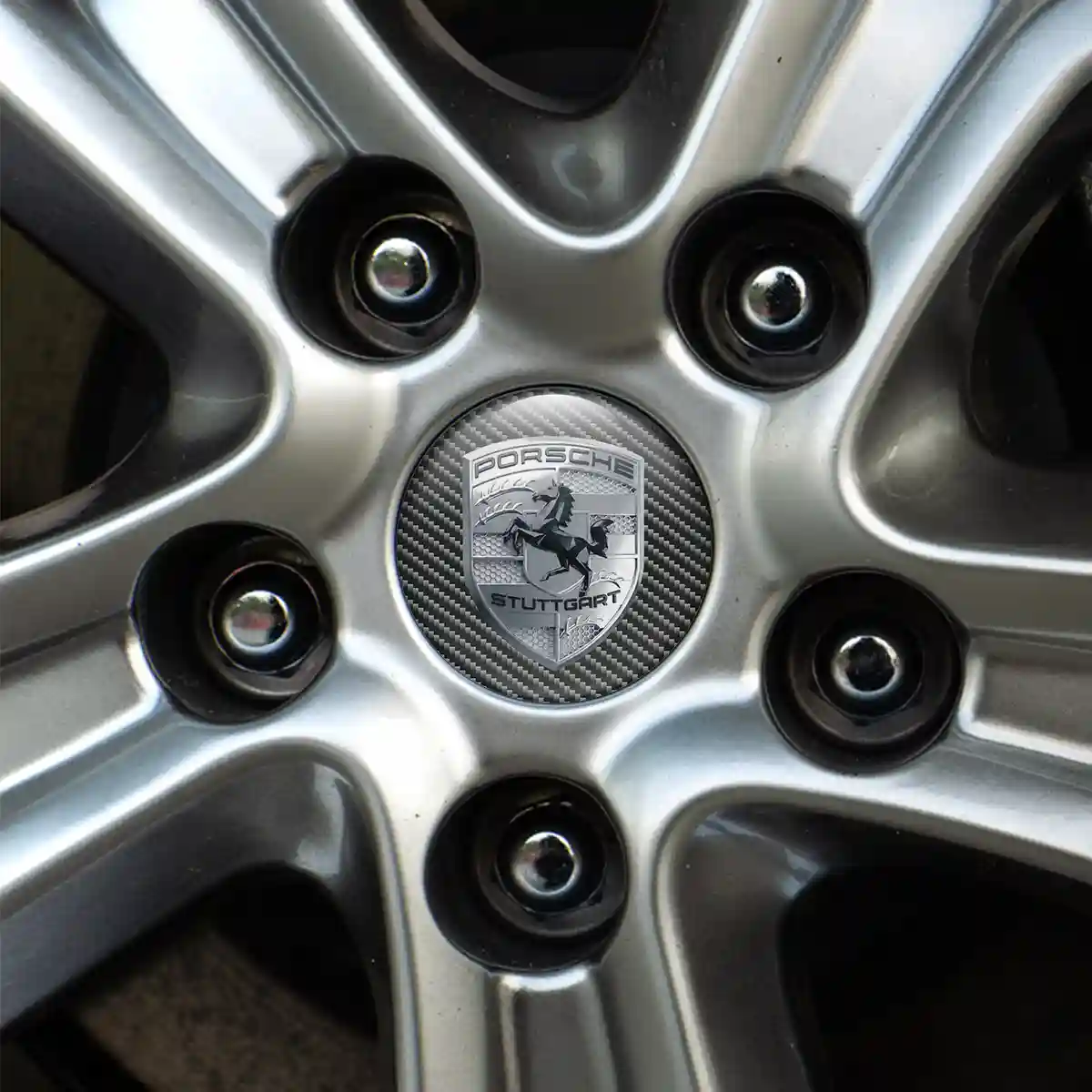 Porsche Emblem Center Hup Cap Signature Edition