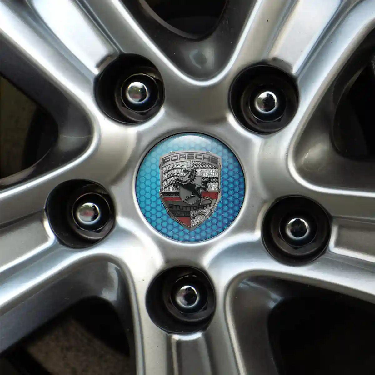 Porsche Wheel Emblem Self-Adhesive Elite Edition