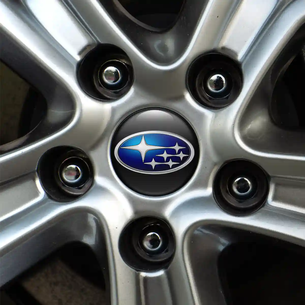 Subaru Emblem Badge Prime Quality