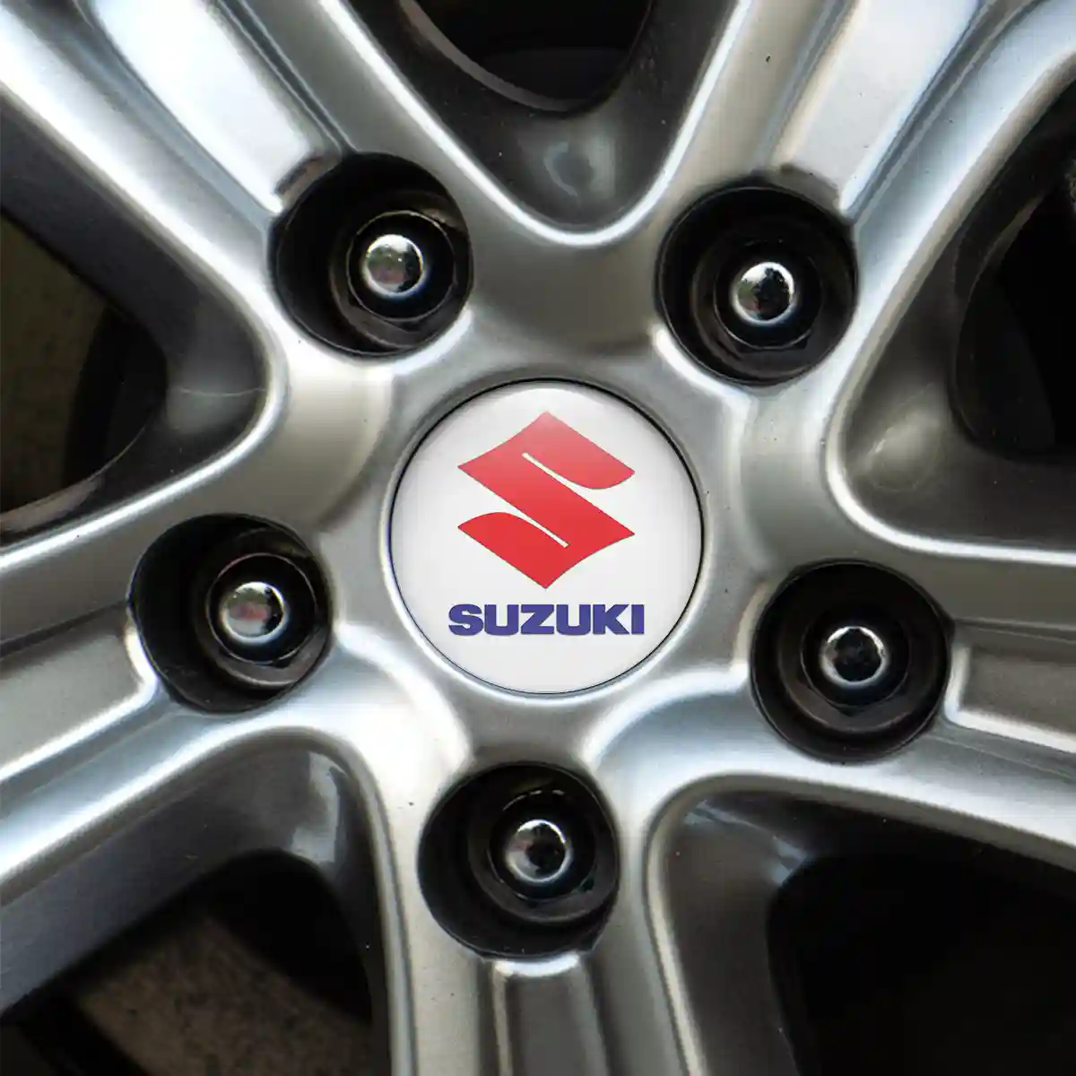 Suzuki Domed Emblem Prime Quality