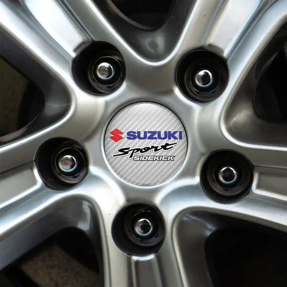Suzuki Domed Sticker Elite Finish