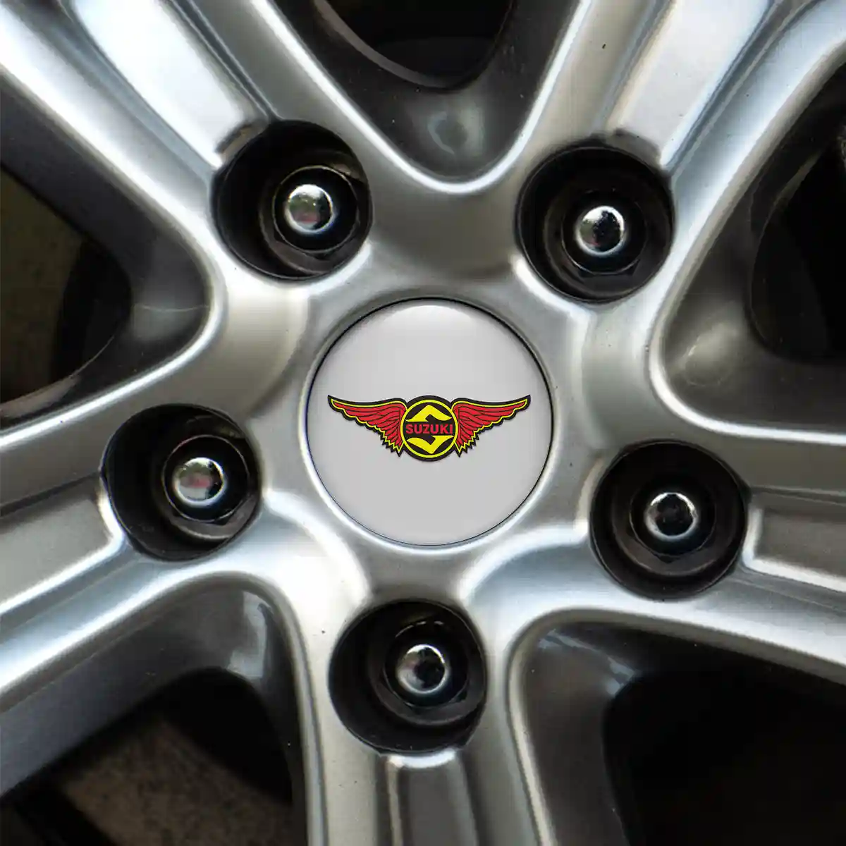 Suzuki Domed Sticker Self-Adhesive Deluxe Edition