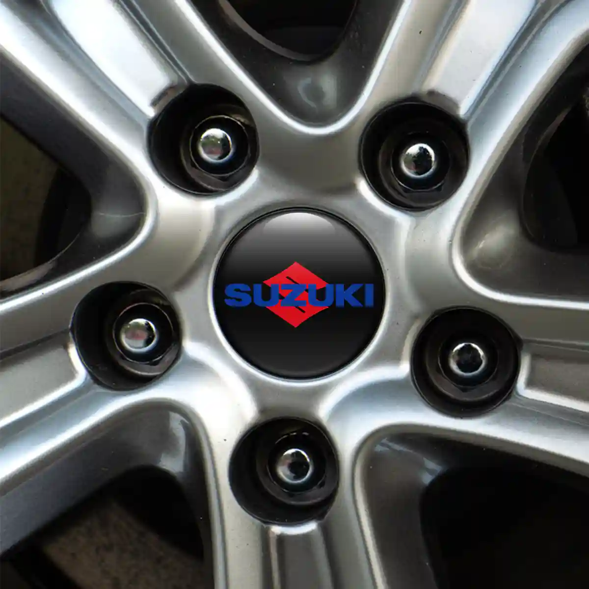 Suzuki Logo Sticker Elite Finish