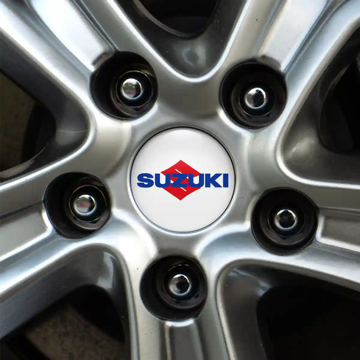 Suzuki Wheel Emblems Elite Finish