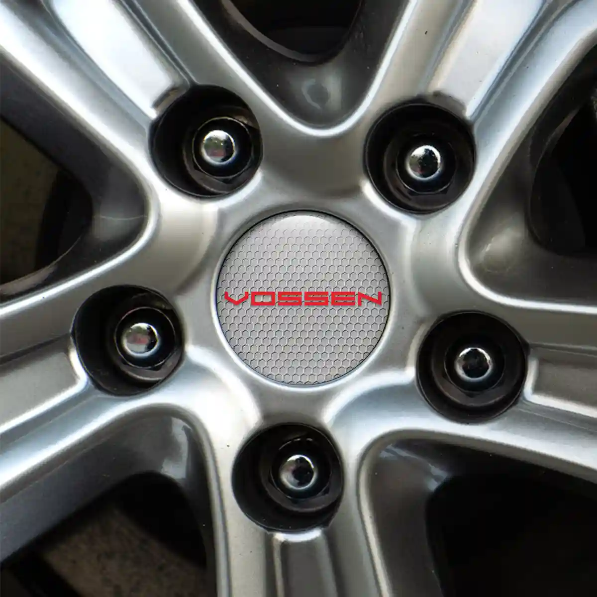 Vossen Emblem Epoxy Self-Adhesive Sleek Style