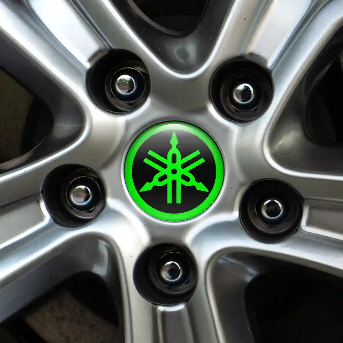 Yamaha Wheel Emblems Refined Design